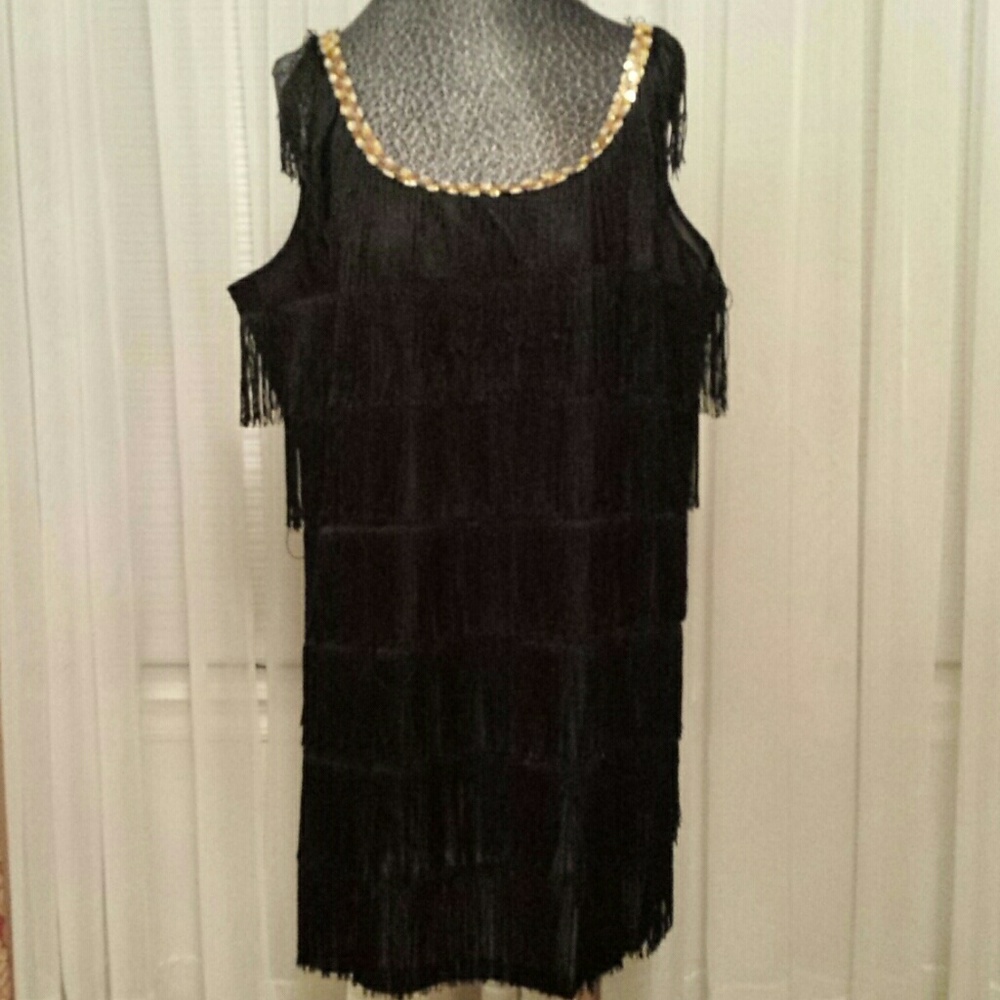 Roaring 20s flapper dress